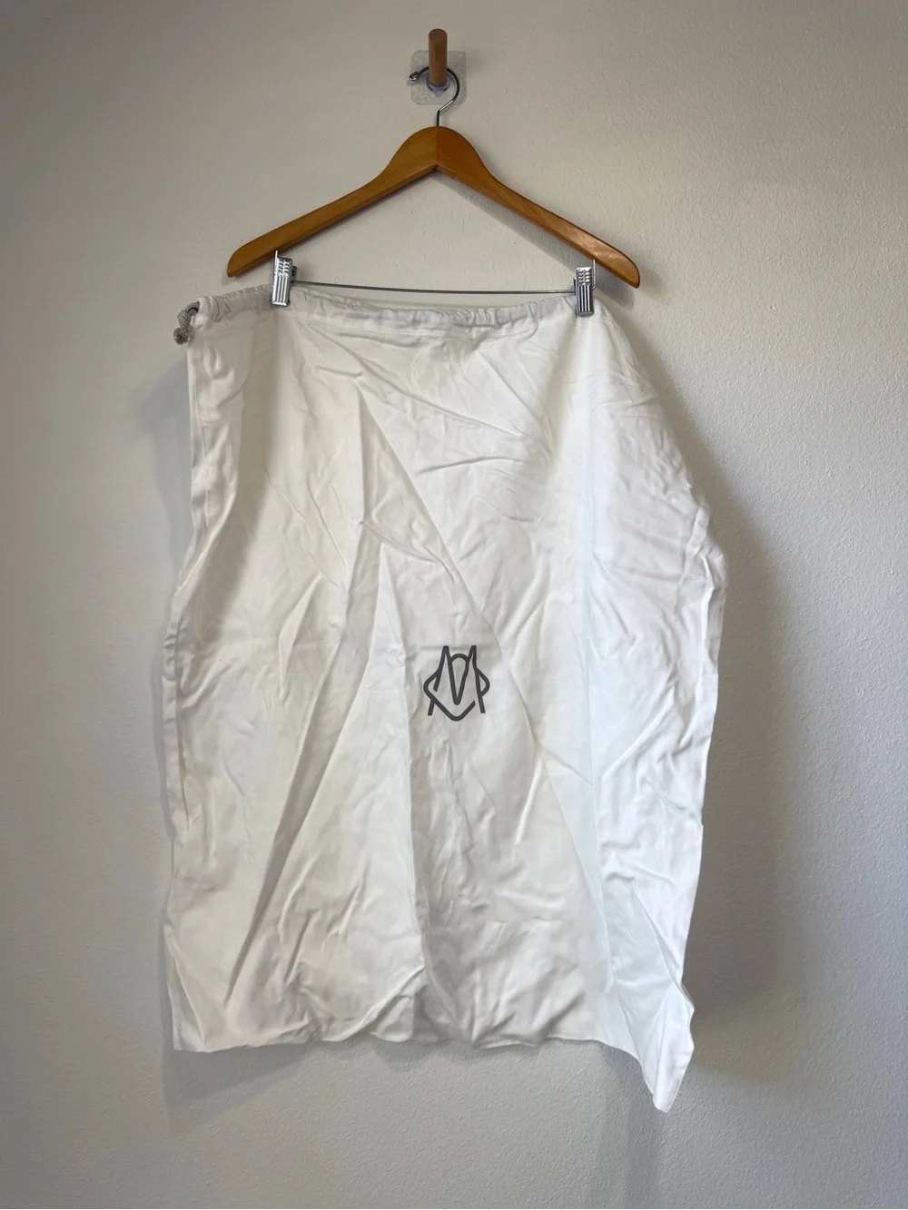 RIMOWA White Drawstring Luggage Dust Bag Travel Storage Cover 26” x 32”